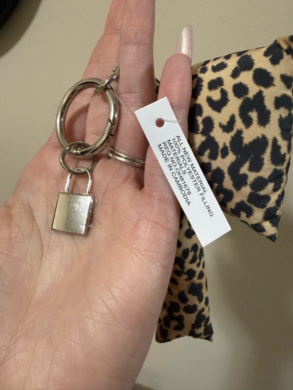 Leopard Bow Bag Charm Keychain - Picture 5 of 5